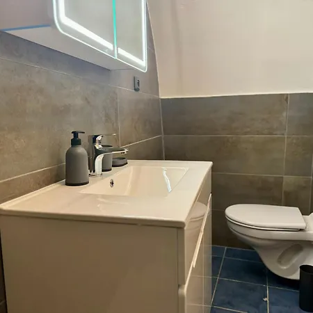 Nicolas Апартаменты *